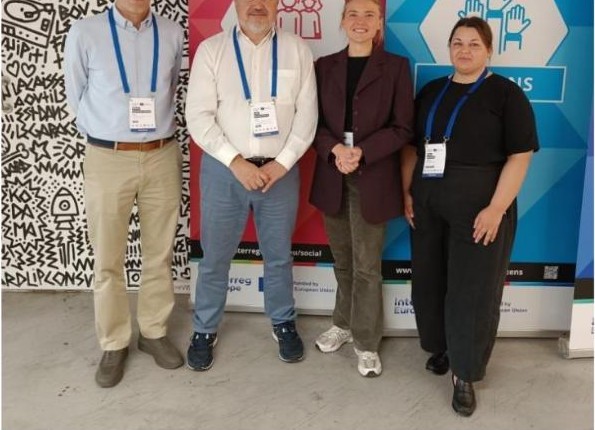 Public events and Activities 2 - programaseducativos.es Representatives of the Region of Murcia and project partners during the training days in Lille