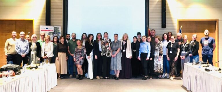 Study Visits 58 - programaseducativos.es Foto de familia de los socios de LeadEx al cierre de la visita de estudio en Budva
